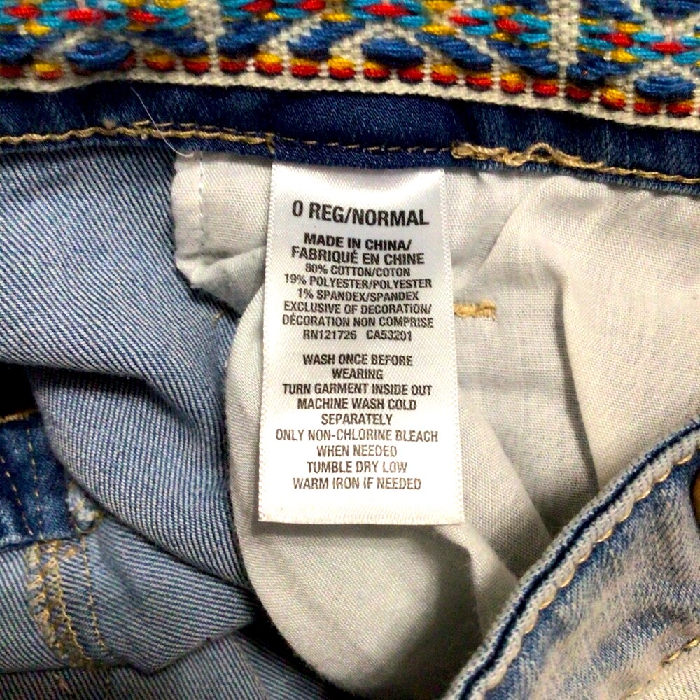 NWT Aeropostale Low Rise Distressed Jeggings Skinny Jeans Size 0 - Picture 10 of 10